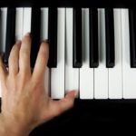 akkordanschlag klavier lernen
